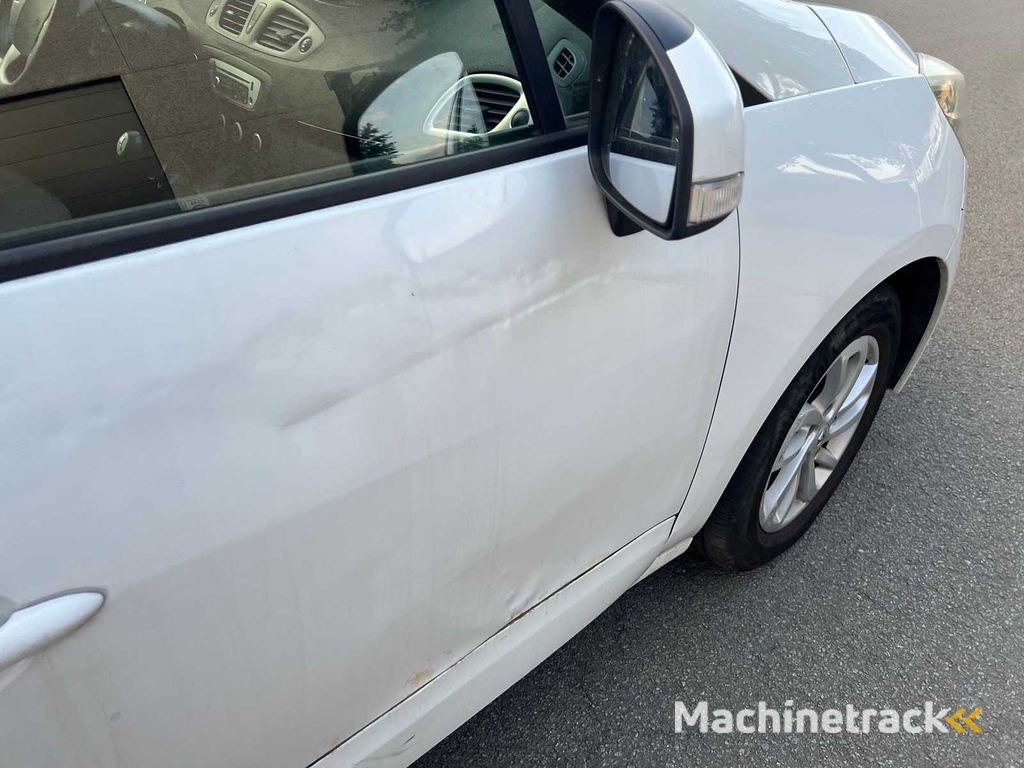 RENAULT - 2012 - MEGANE SCENIC - Auto