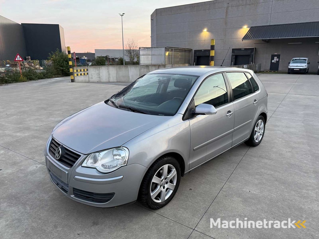 VOLKSWAGEN - 2008 - POLO - Auto