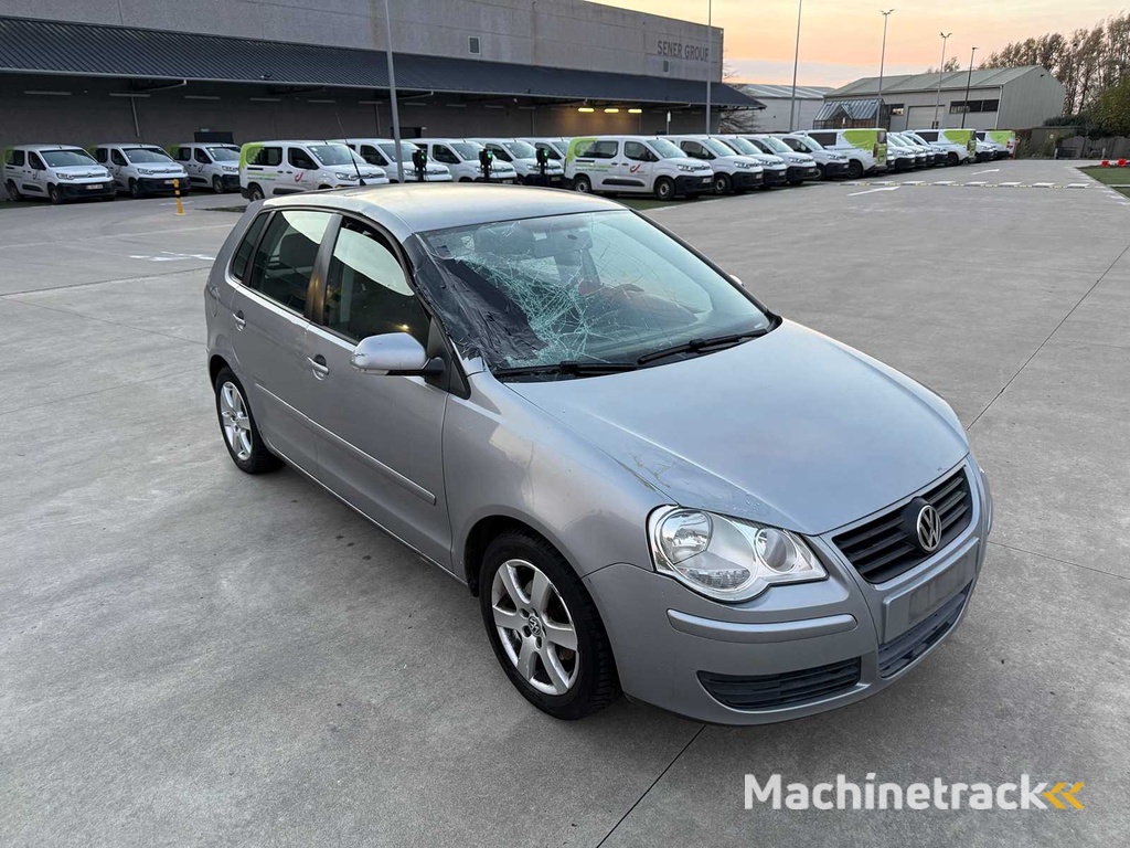 VOLKSWAGEN - 2008 - POLO - Auto