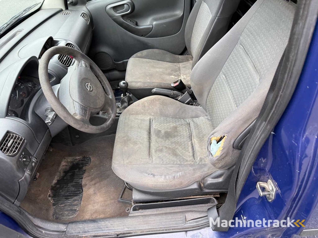 OPEL - 2011 - COMBO - Pkw