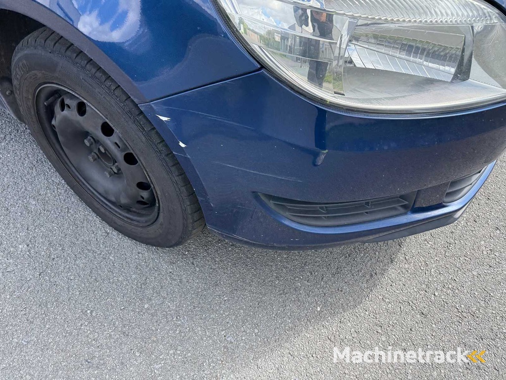 ŠKODA - 2011 - FABIA - Auto