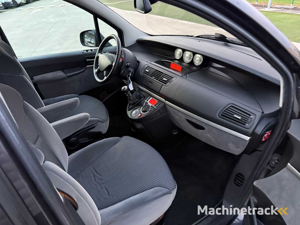 PEUGEOT - 2011 - 807 - PKW