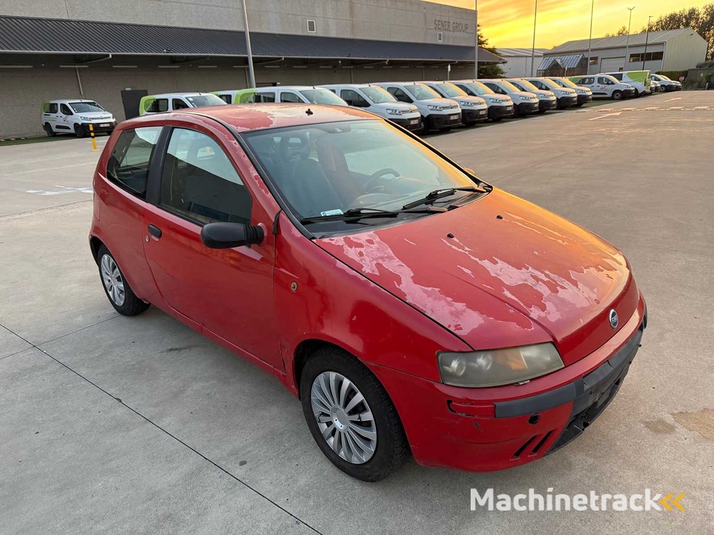 FIAT - 2003 - PUNTO - Auto