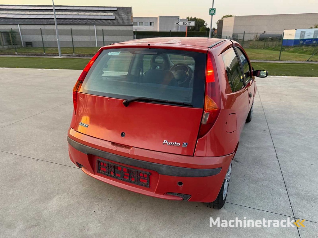 FIAT - 2003 - PUNTO - Auto