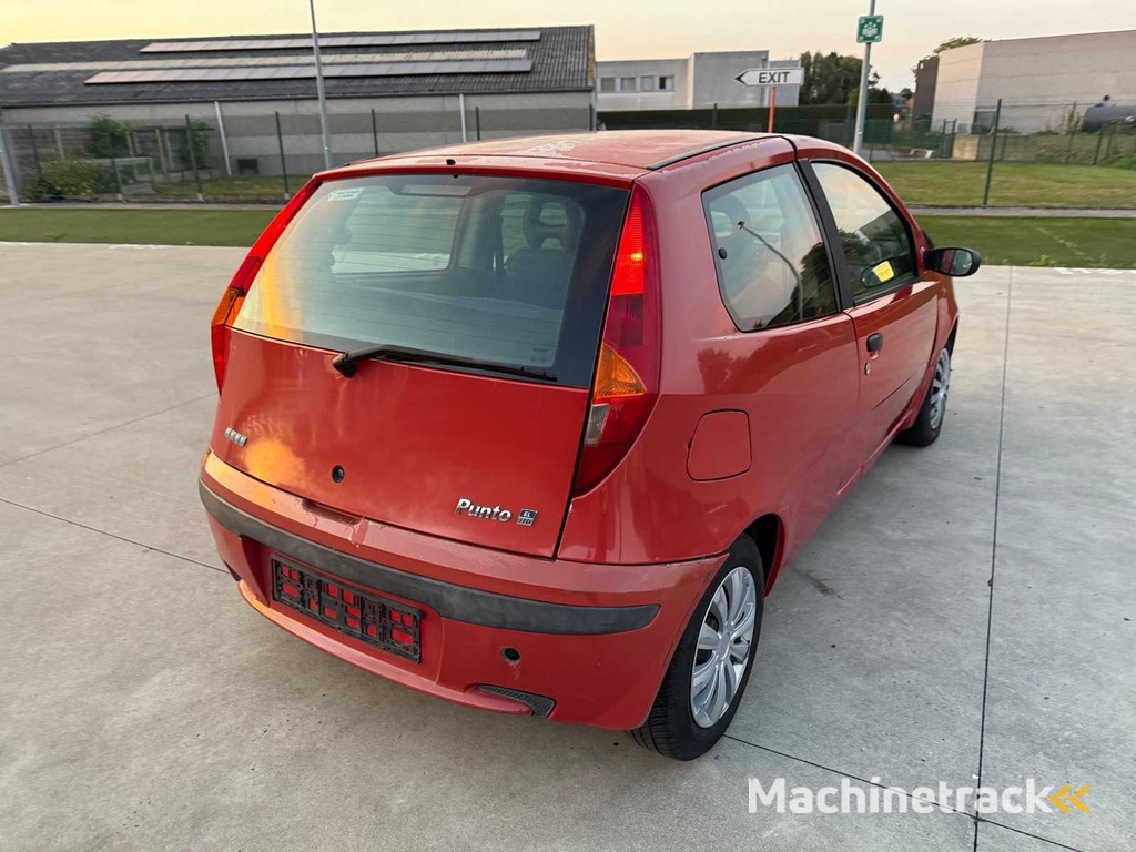 FIAT - 2003 - PUNTO - Auto