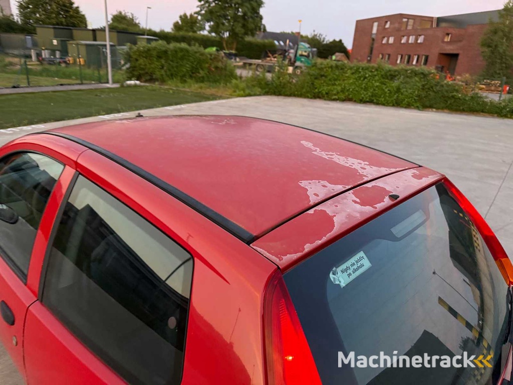 FIAT - 2003 - PUNTO - Auto