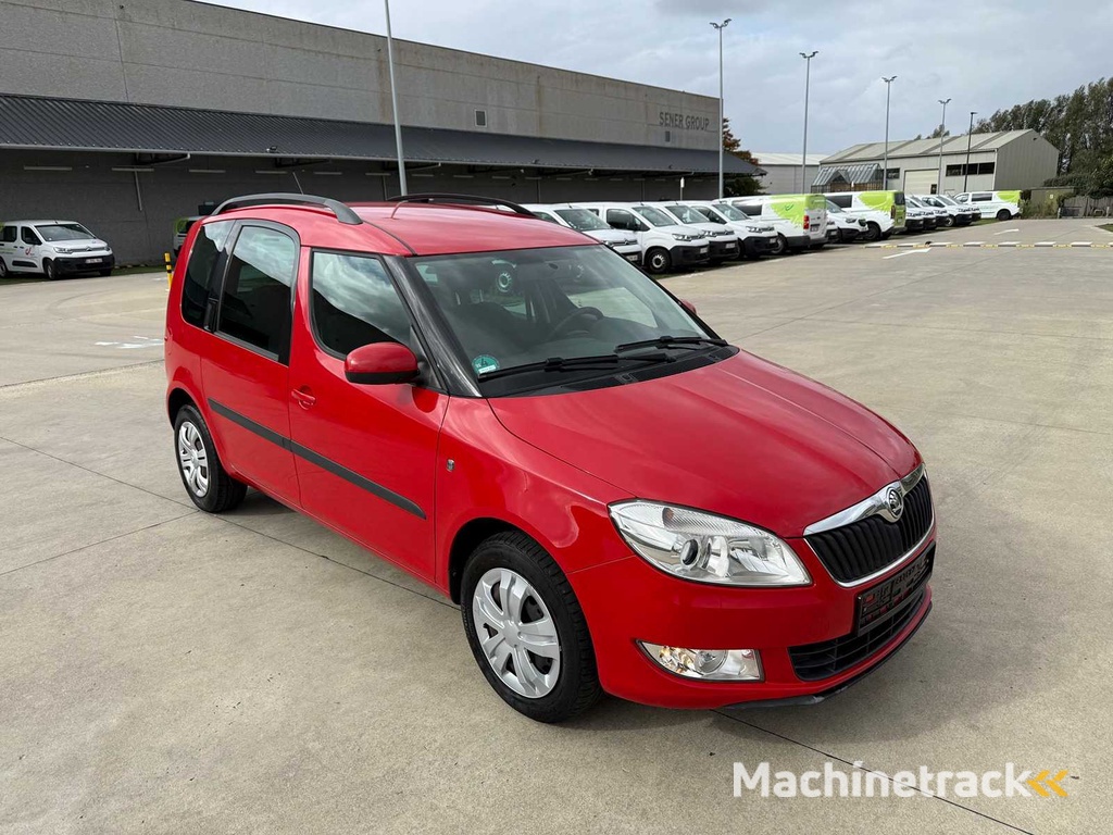 ŠKODA - 2013 - ROOMSTER - Auto