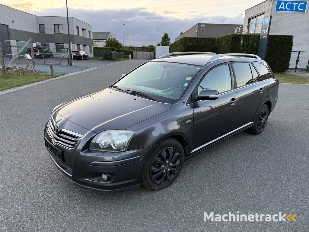 Toyota - 2006 - Avensis - Auto - Auto - Auto