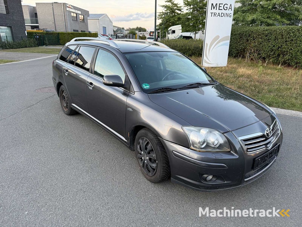 Toyota - 2006 - Avensis - Auto - Auto - Auto