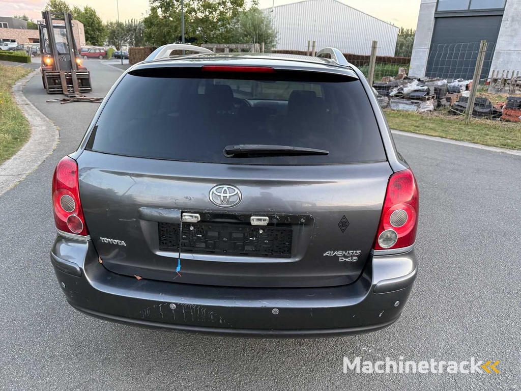 Toyota - 2006 - Avensis - Auto - Auto - Auto