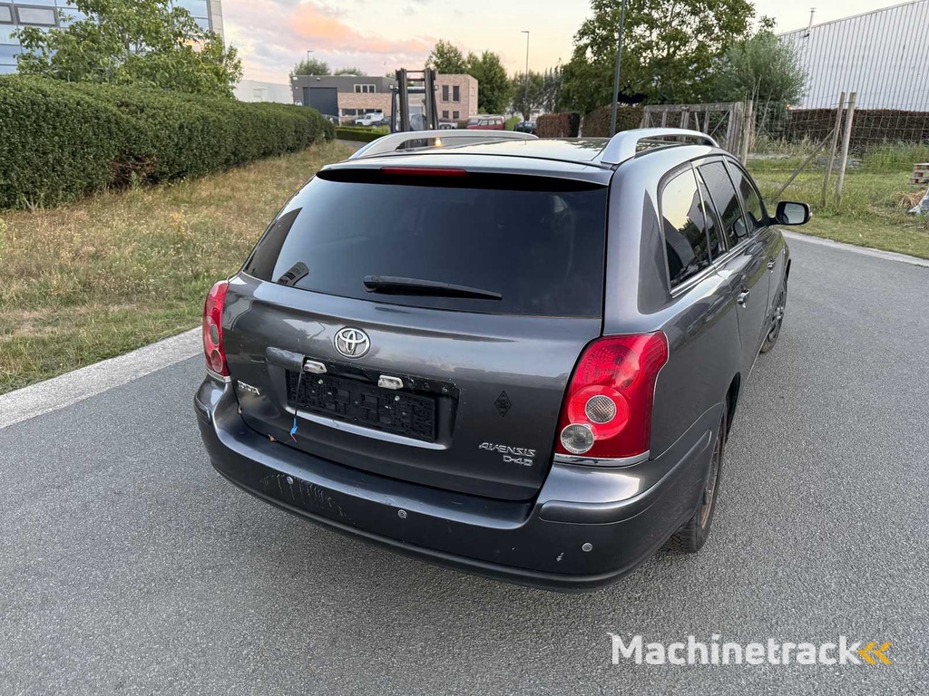 Toyota - 2006 - Avensis - Auto - Auto - Auto