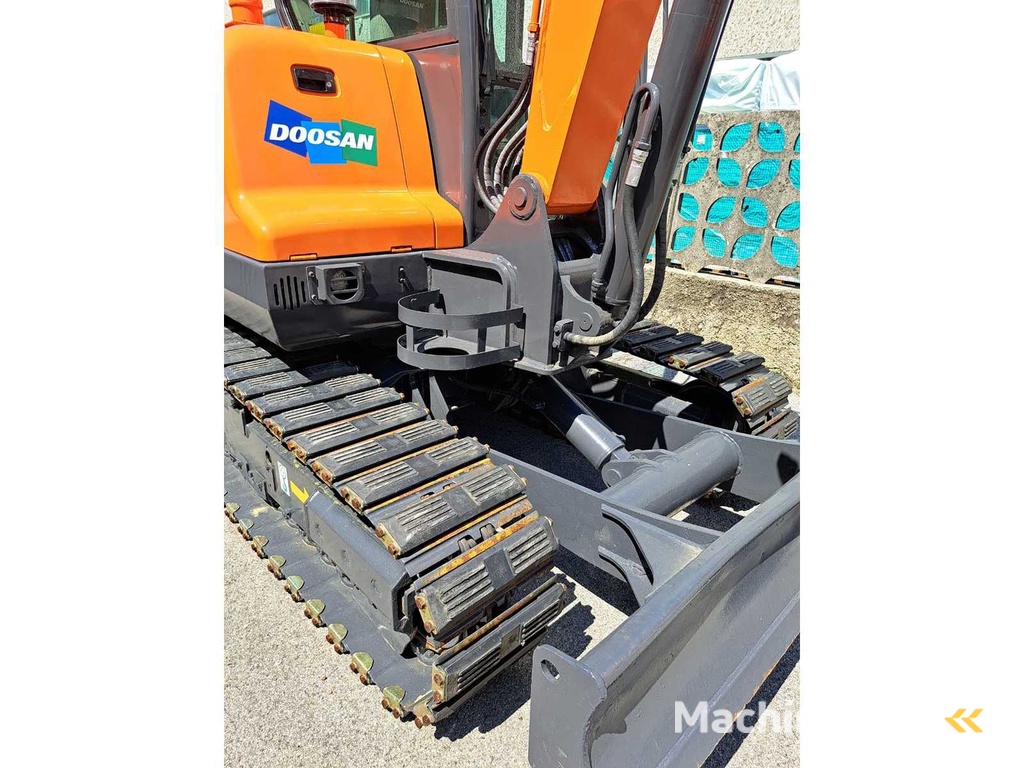 2018 DOOSAN DX55-9C Mini Graafmachine