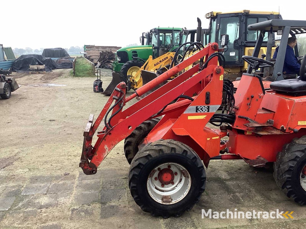 Schäffer 336 Shovel