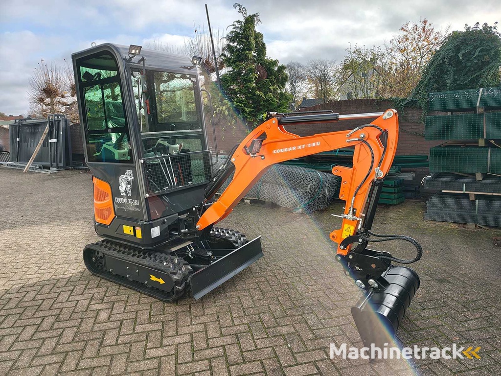 Cougar - 2025 - XT-18U - Minigraafmachine met Kubota motor D902