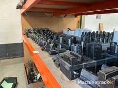 große-charge-von-vdi60-drehmaschinenhaltern