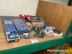 ntn-und-tr-batch-lagerbocke-und-lagergehause