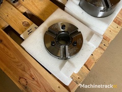 kitagawa-hydraulische-klauwplaat-met-3-klauwen