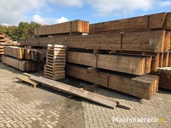 wooden-trusses-13.5x55x1060cm-16x