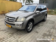 mercedes-benz-gl-klasse-450-v8-4-matic-youngtimer