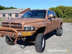 dodge---ram-2400---personenauto