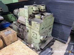 wagener-reutlingen-halbautomatische-doppelgehrungssage