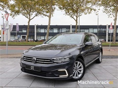 volkswagen-passat-variant-gte-1.4-tsi-phev-218pk-automaat-2021