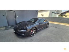 porsche---taycan-4s---elektrische-sportsedan---2020