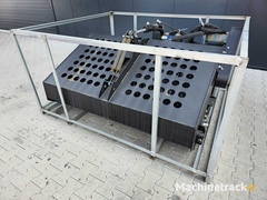 2025-rhino-cross-landscape-schwader-fur-schaufel--kompaktlader