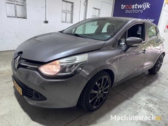 renault---clio---1.5-dci-expression---hr-871-j