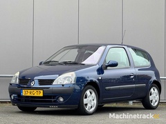 renault---2005---clio---1.6-16v-initiale---automaat---37-rg-tp
