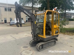 2005-volvo-ec15b-xr-minigraafmachine-met-cw05-snelwissel-en-3-graafbakken