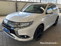 mitsubishi-outlander-2.4-phev-spirit-4wd-2020