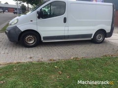 2003-opel-vivaro-1.9-di-l1h1-bedrijfswagen