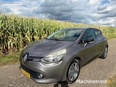 renault---2015---clio---0.9-tce-nightampday---gs-162-z