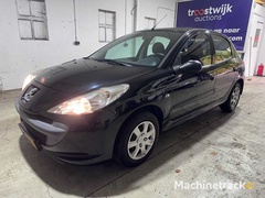 peugeot---206---1.1-xr---61-lbd-2