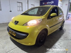 peugeot---107---1.0-12v-xr---pv-583-v