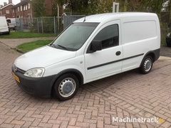 2003-opel-combo-1.7-di-bedrijfswagen