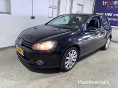 volkswagen---golf---1.4-tsi-trendline---xt-556-h