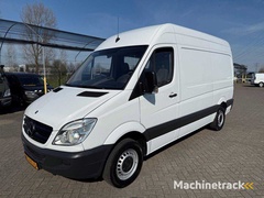 mercedes-benz-sprinter-commercial-vehicle