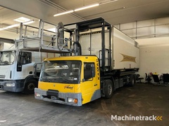 2001-mercedes-benz-wbc22-catering-vrachtwagen