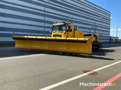 man---jetbroom-vliegveld-jet-sweeper---2005