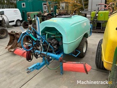 gezogene-unkrautspritze