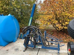 induma-montierte-hydraulische-schnecke