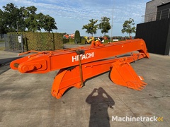 hitachi-long-reach-met-tandenbak
