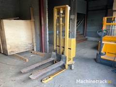 1979-baka-egv79-605-stapler