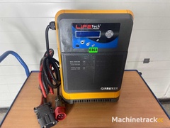 2020-hawker-lifetech-48v-82a-automatische-vorkheftrucklader