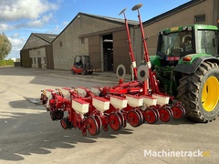 2005-gilles-c-precis-precision-seeder