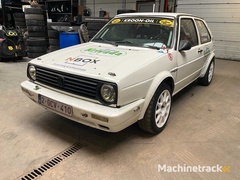 volkswagen-golf-2-pkw-aus-dem-baujahr-1991