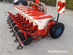 kverneland---optima-e-drive---precision-seeder---2012
