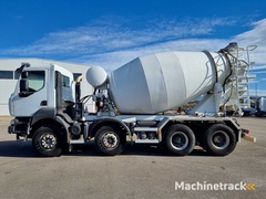 renault-concrete-mixer-truck